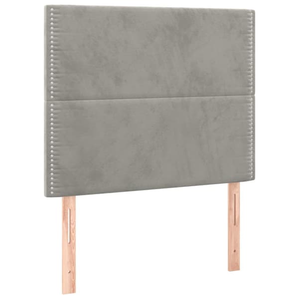 Sänggavel ljusgrå 100x5x118/128 cm sammet