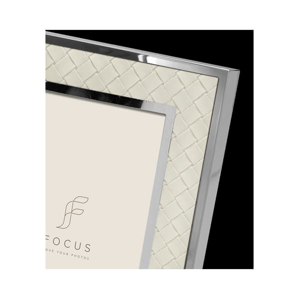 Focus Camellia White 13x18