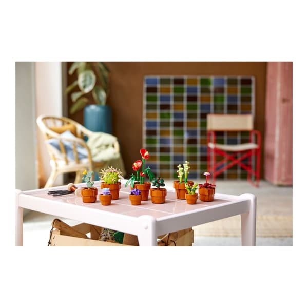LEGO Icons 10329 - Tiny Plants - byggsats