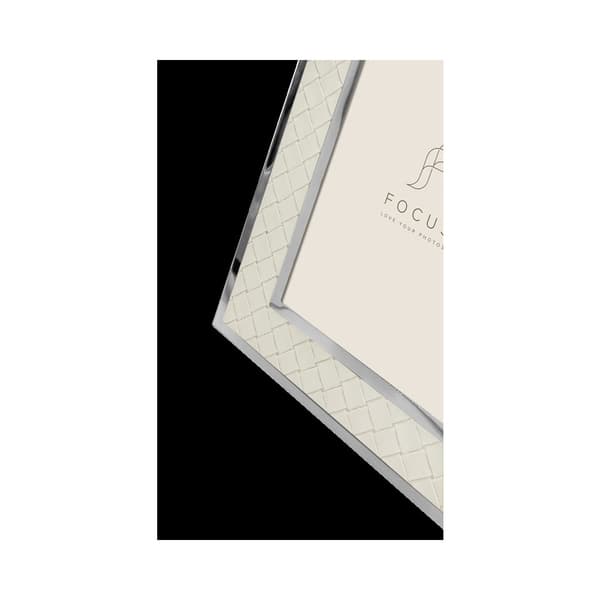 Focus Camellia White 10x15