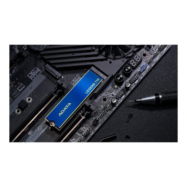 ADATA Legend 710 - SSD - 512 GB - PCIe 3.0 x4 (NVMe)