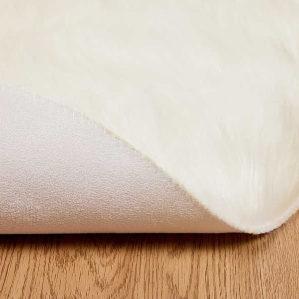 Fuskfäll matta TAFALLA Vit Ø 200 cm Polyester