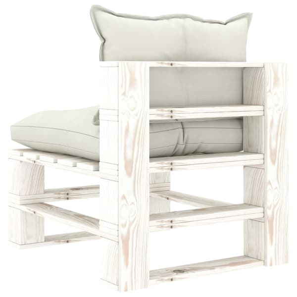 Pallsoffa mittensektion med beige dynor trä