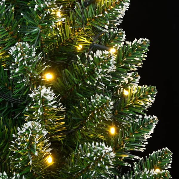 Plastgran smal 150 LEDs 150 cm