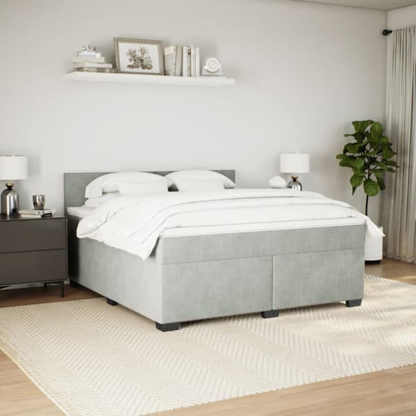 Ramsäng med madrass ljusgrå 180x200 cm sammet