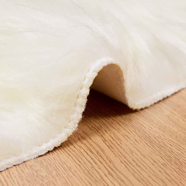 Fuskfäll matta TAFALLA Vit Ø 80 cm Polyester