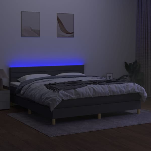Ramsäng med madrass & LED mörkgrå 180x200 cm tyg