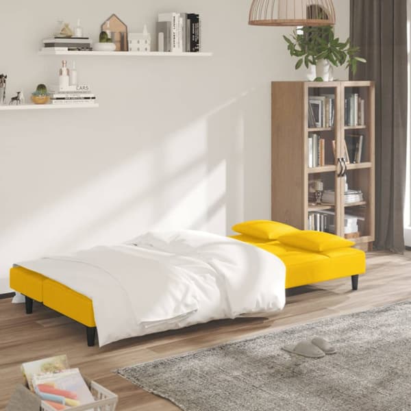 Bäddsoffa 2-sits med två kuddar gul sammet