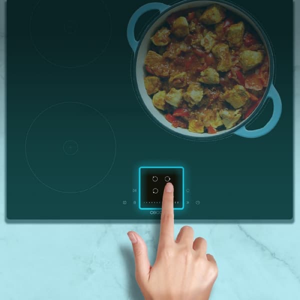 Cecotec 3-burner induction hob, 9 levels, maximum power, 7200 W and touch slider control.