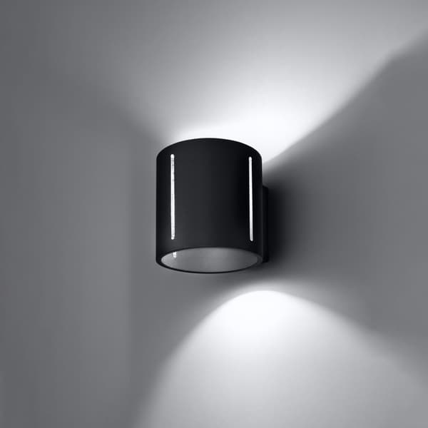 Vägglampa INEZ svart