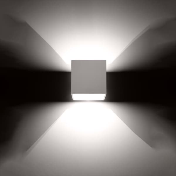 Vägglampa QUAD 1 vit