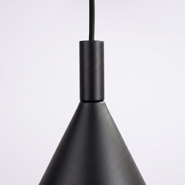 Pendellampa NOX 25 svart
