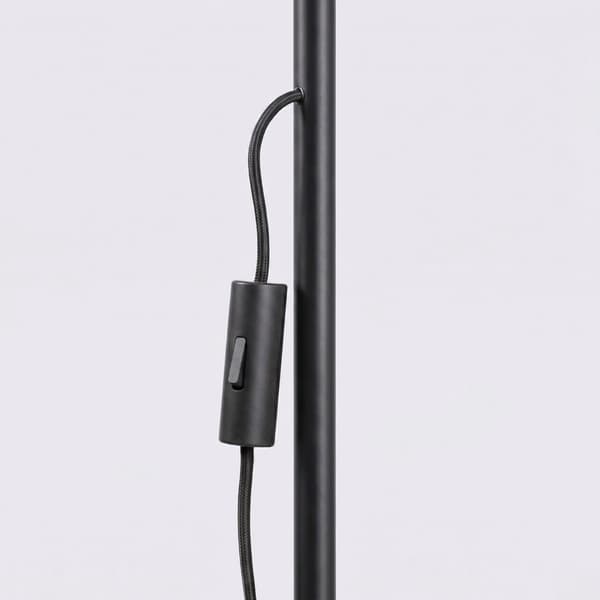 Golvlampa NOX svart