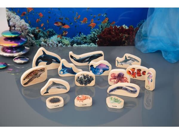 Träfigurer havet 15/fp