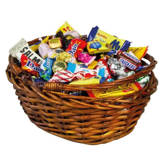 Godis Presentkorg brun inslaget 1,5kg