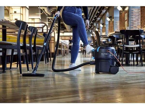 Dammsugare NILFISK VP400 Hepa XT EU