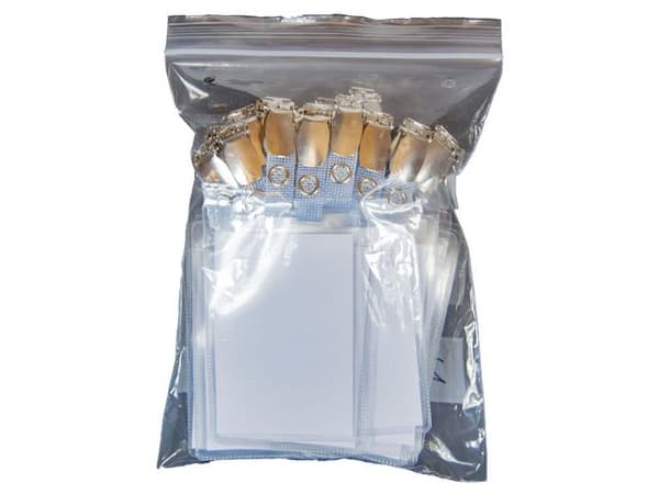Plastficka korthåll. CARDKEEP stå 25/fp