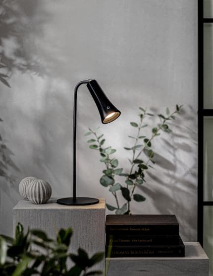 Lampa Functional LED 38cm svart