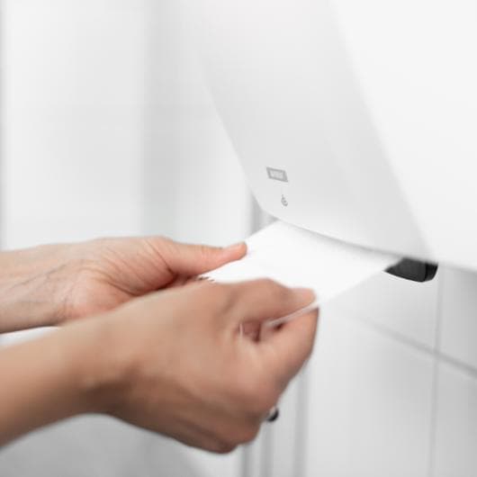 Dispenser KATRIN System handduk auto vit