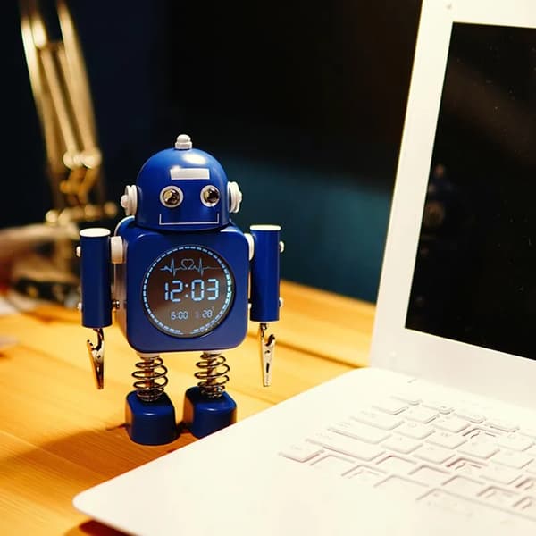 Robot Smart Digital Väckarklocka Temperaturdisplay Skrivbord