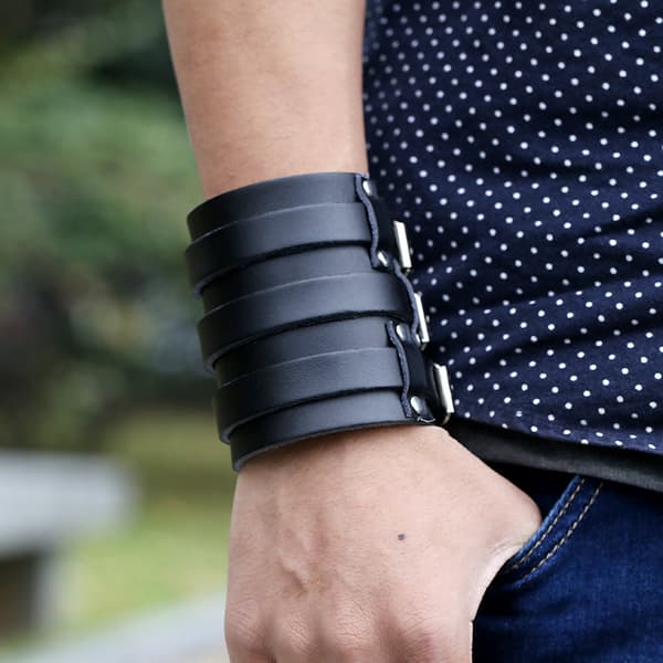 Herrläder Bred Trippelrem Manschett Omlott Handske Armband Spänne