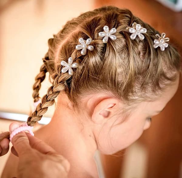 10 st. mini hårklämma i blomform med pärlor mini hår