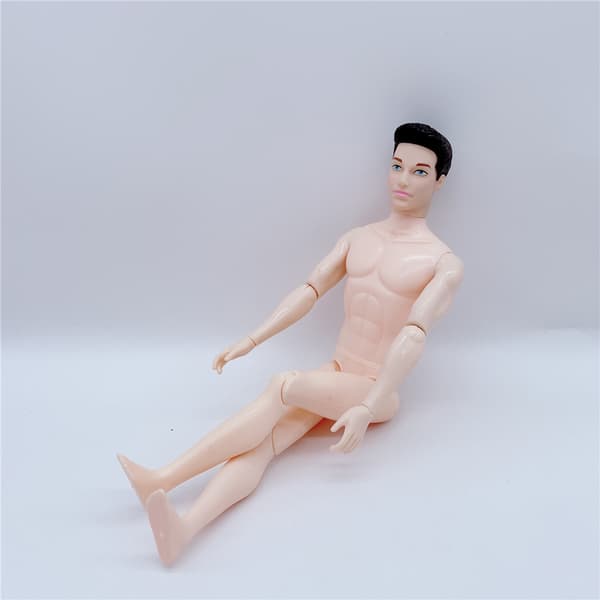 Gravid Barbie-docka: Gravida kvinnor har stora magar, ger