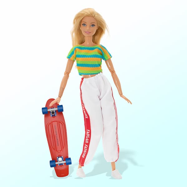 Barbie modetøj, 4 dele, 4 dukketilbehør, til ch