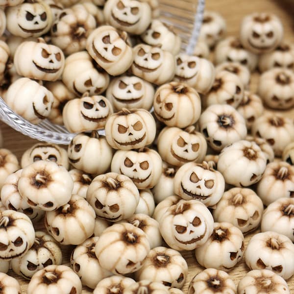 Halloweenpynt - små græskar 20 stk.