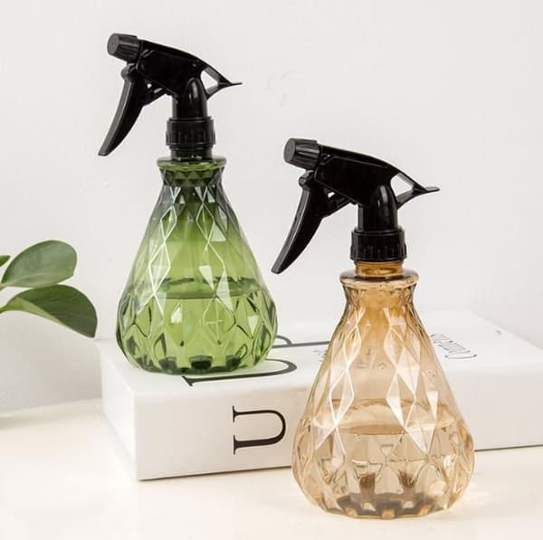 Pieces 500ML Tomma Återfyllningsbara Sprayflaskor, Tomma Plastvattenflaskor, Sprayflaska, Sprayflaska för