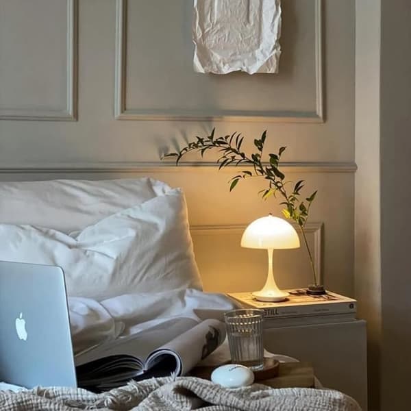 Soppformet bordlampe, LED, trådløs, 3000K–6000K, moderne