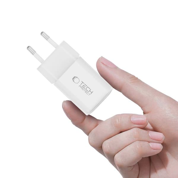 Tech-Protect 33W Väggladdare PD QC USB-C / USB-A Vit