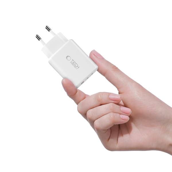 Tech-Protect 65W Väggladdare PD QC3.0 USB-C / USB-A Vit