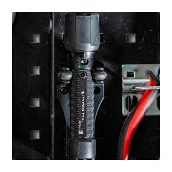 Taskulamppu - P7R Pro - 2000 lm - IP68 - Lataus USB-C