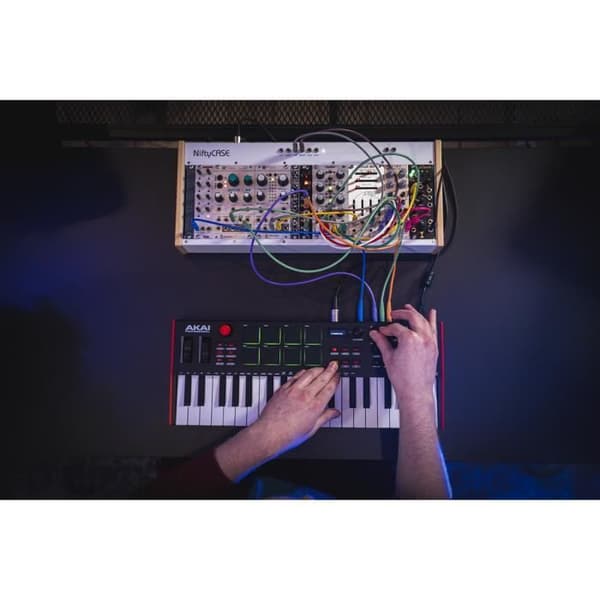 Akai MPK Mini Plus Master-koskettimisto