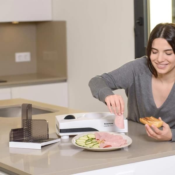 Taurus Cutmaster Compact - 100 W sähköinen viipalointikone
