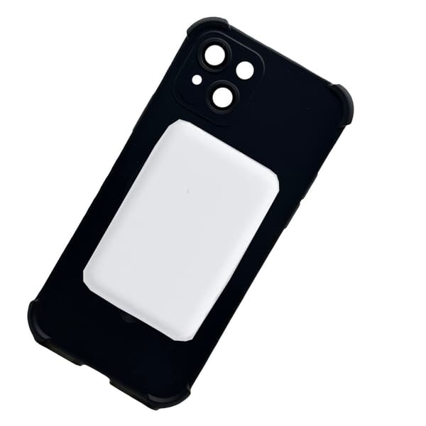iPhone 13 - Silikonskal med Magnetiskt Stötskydd