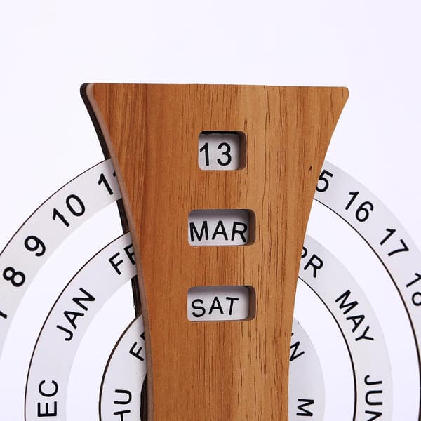 Evighetskalender - Träskiva Evighetskalender - Present Manuell roterande träblockskalender - hemkontorsbord - Datum - dag - månad