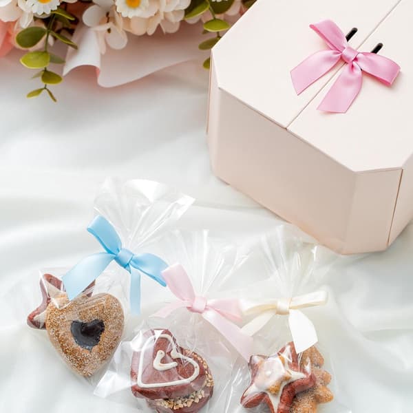 Set med 50 presentrosetter, små rosetter, bröllopsdekorationer och presentförpackningar, guld