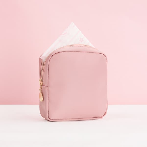 Mini makeuptaske-mat-rosa-med rum-opbevaringspose til damekosmetik