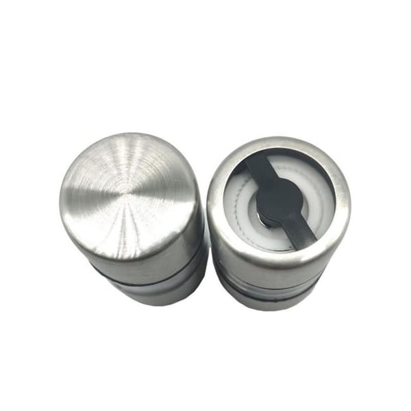 Set med 2 \"Salt & Peppar\" kvarnar, 5cm, Silver