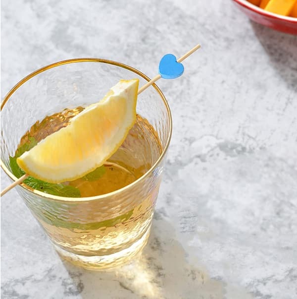 Hjerteformede træcocktailpinde - 100 stk. til retter, frugt og fester, perfekt til eftermiddagste og festlige snacks
