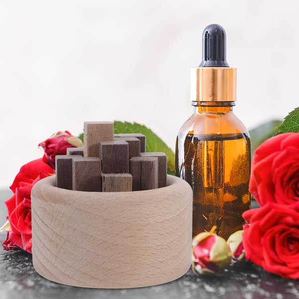 Afslappende aromadiffuser i træ, velegnet til badeværelse, kontor og hjem.