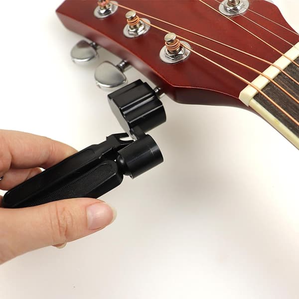 Gitarrsträngvevare - Strängklippare och bryggstiftsdragare - 3-i-1 multifunktionellt gitarrverktyg - För akustisk och elgitarr - 1 m