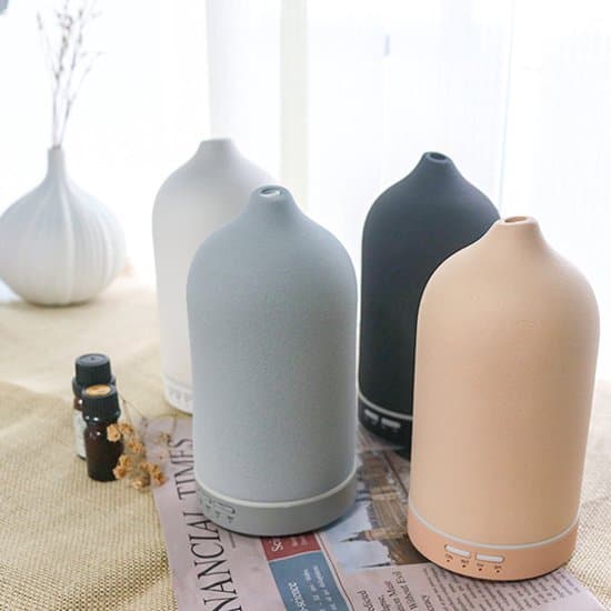 Aromadiffuser - keramisk diffuser til æteriske olier - BPA-fri aromaterapi diffuser med timerfunktion og automatisk slukning - 120 ml