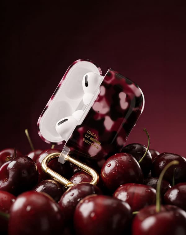 Clear AirPods Case Pro 1 / 2 Cherry Crush