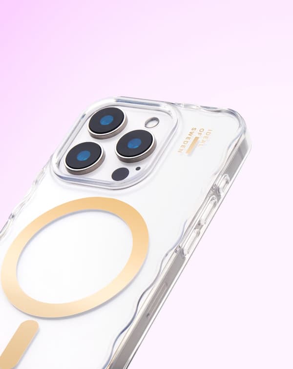 Wavy Case iPhone 17 Clear
