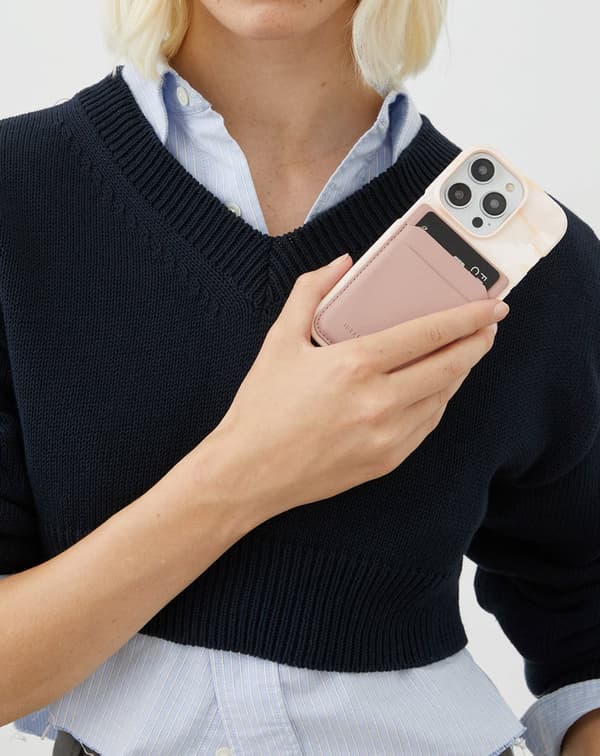 Printed Case MagSafe iPhone 17 Rose Pearl Marble