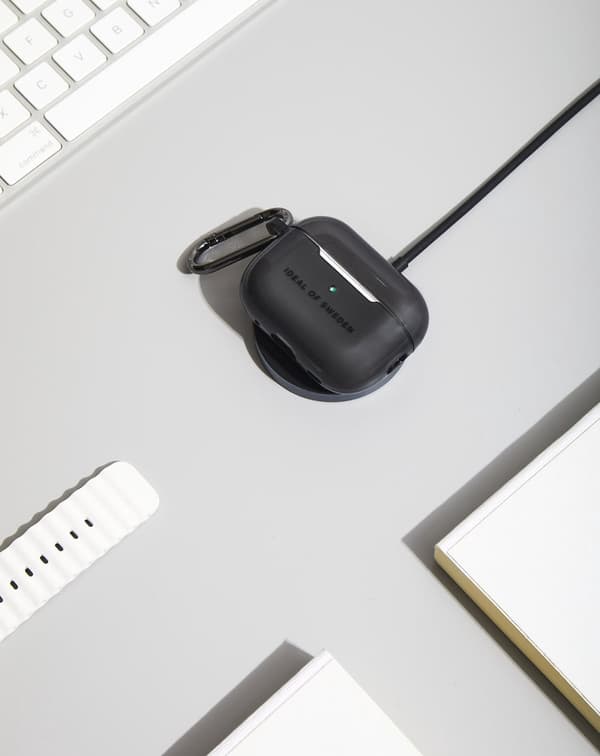 Biscuit MagSafe Charger Black