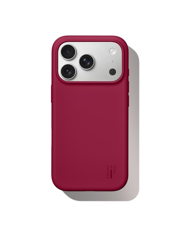Silicone Case MagSafe iPhone 17 Pro Cranberry